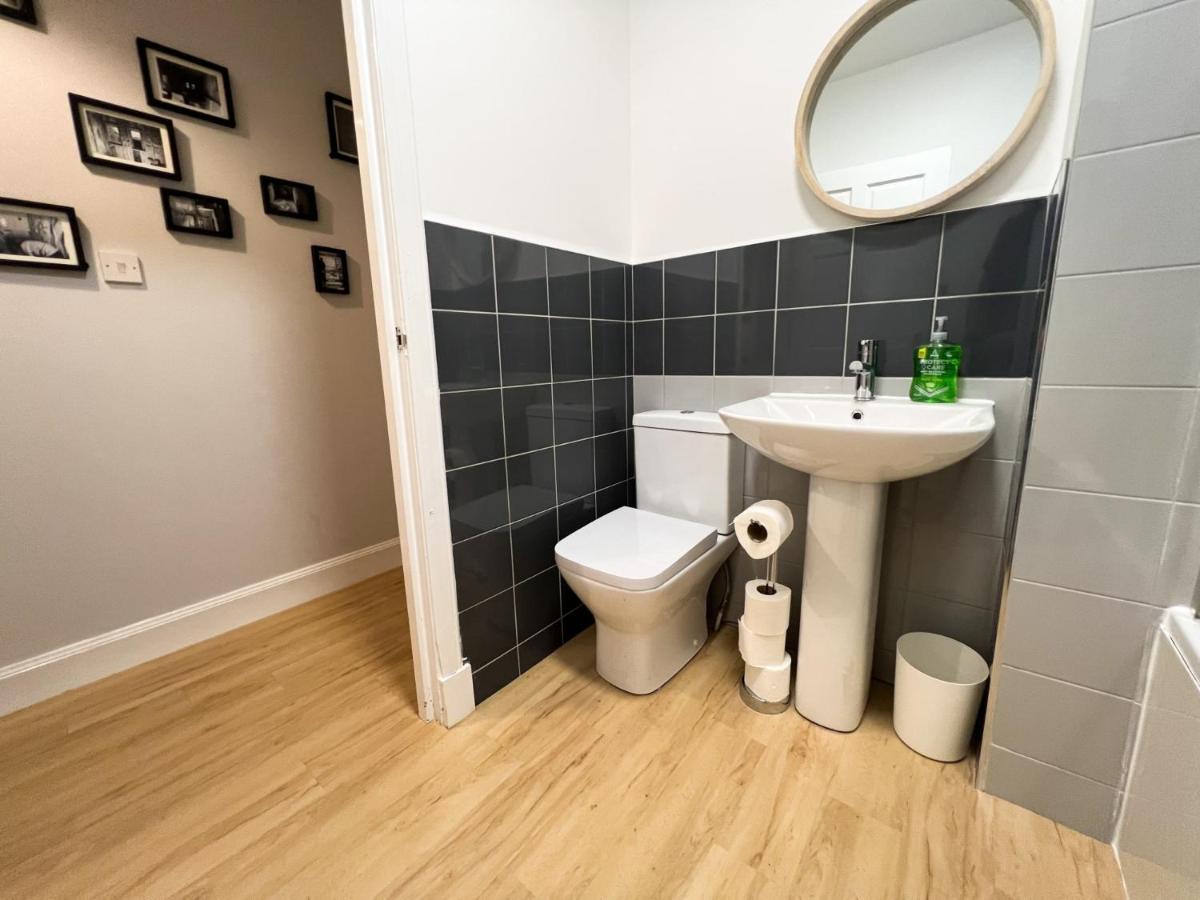 2 Bedroom Appartement *
